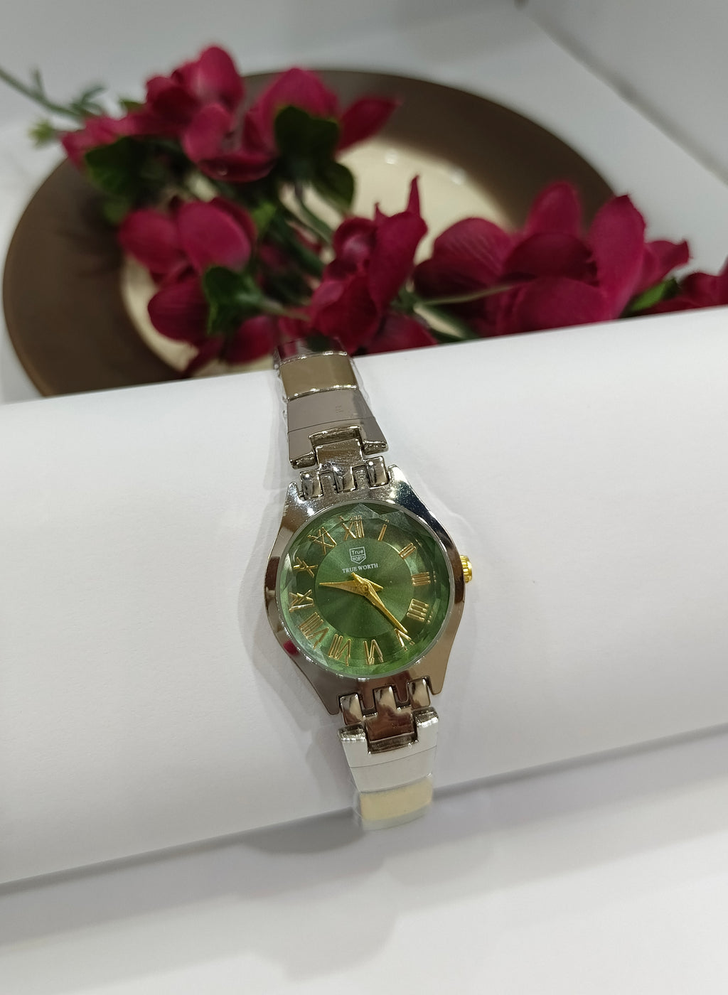 True Worth Emerald Classic Watch