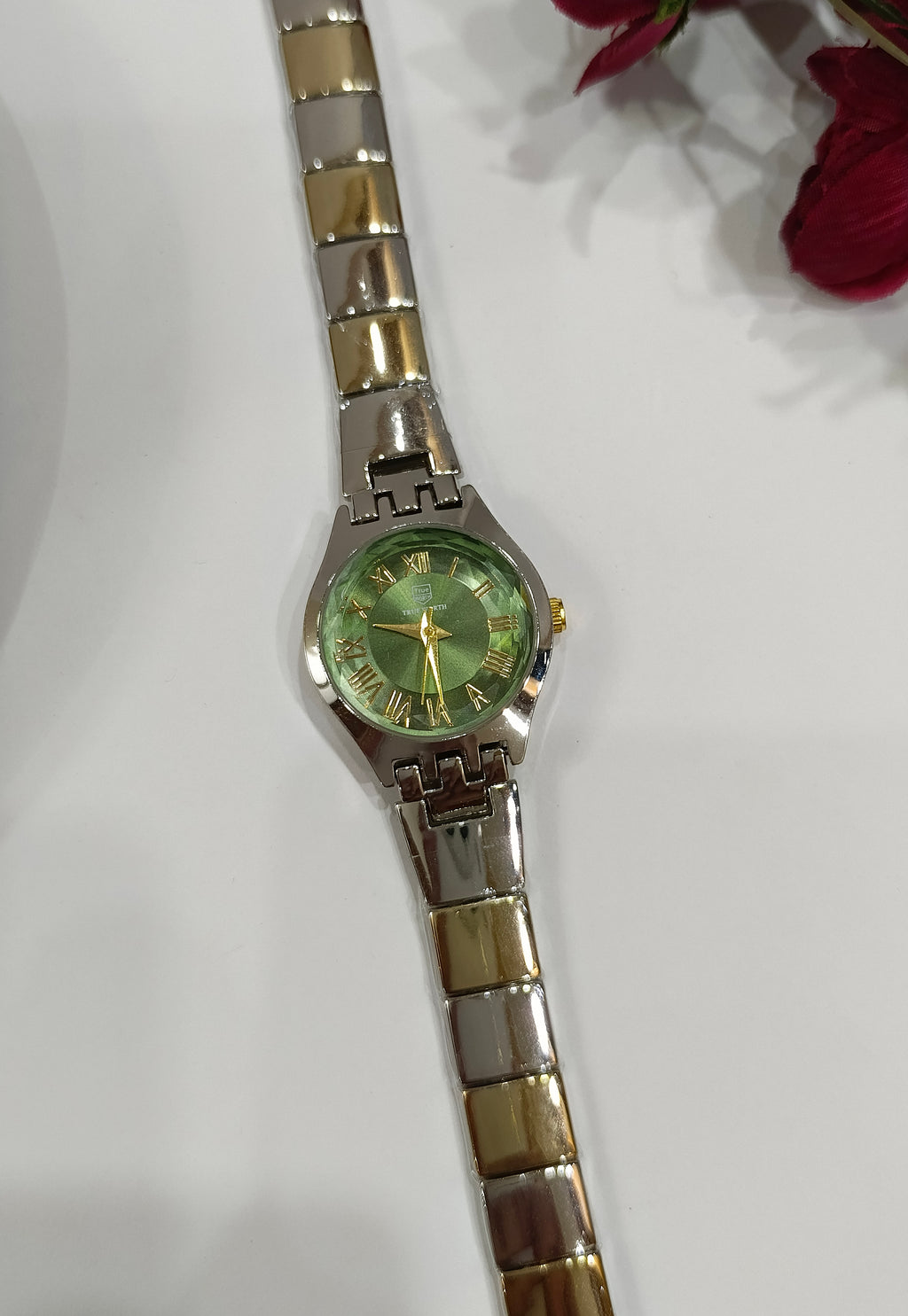 True Worth Emerald Classic Watch