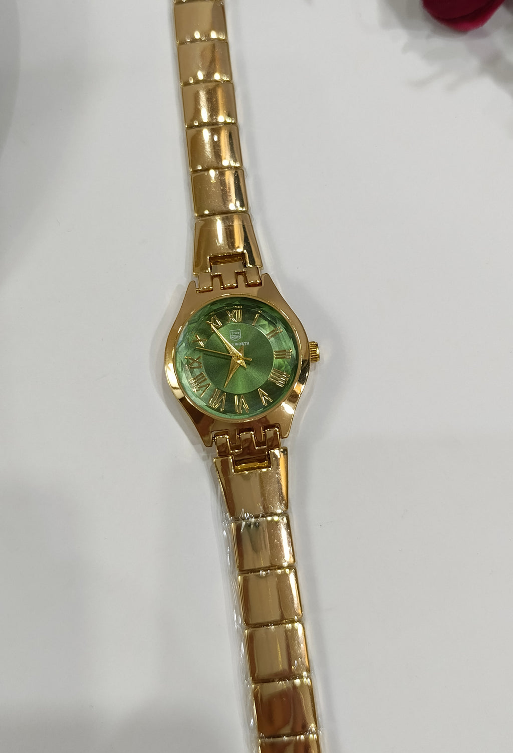 True Worth Emerald Classic Watch