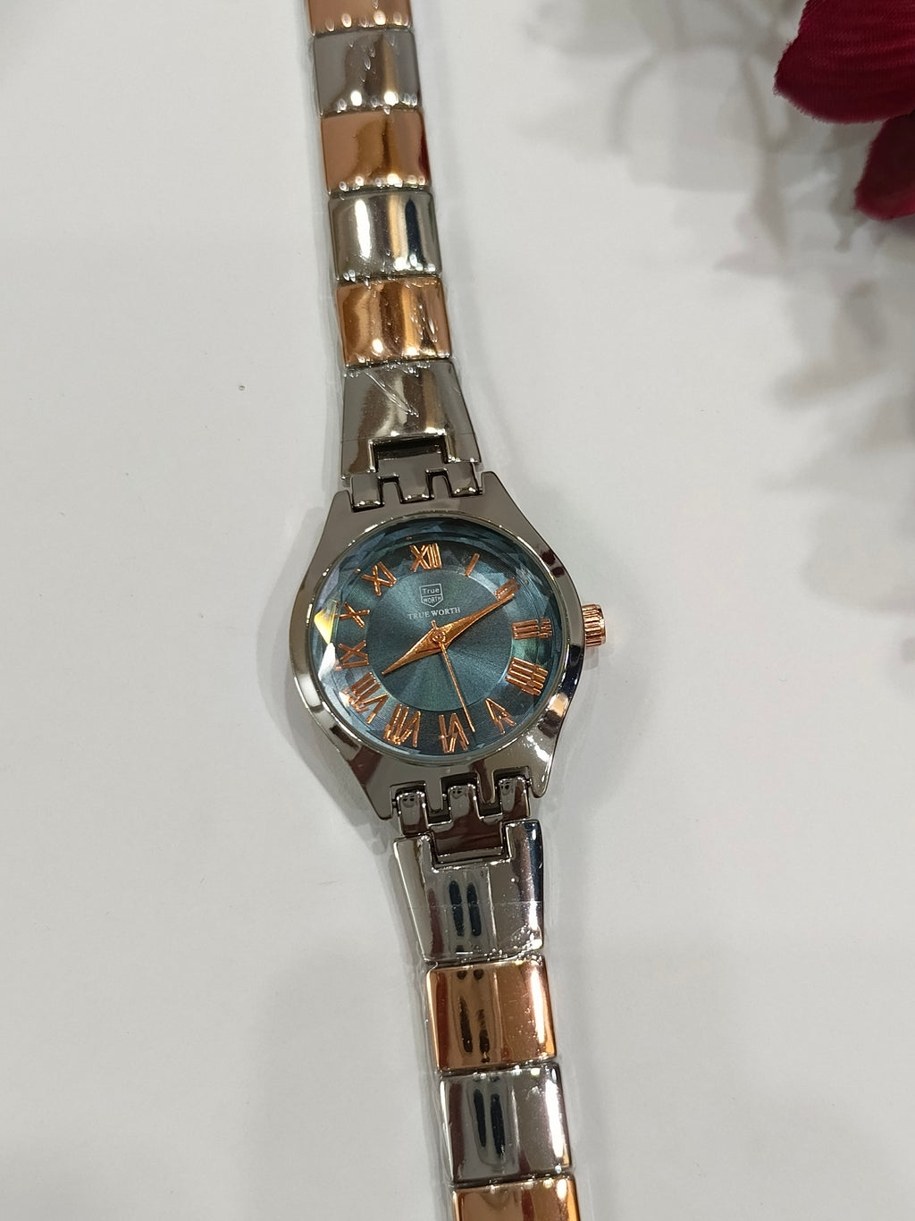 True Worth Classic Watch