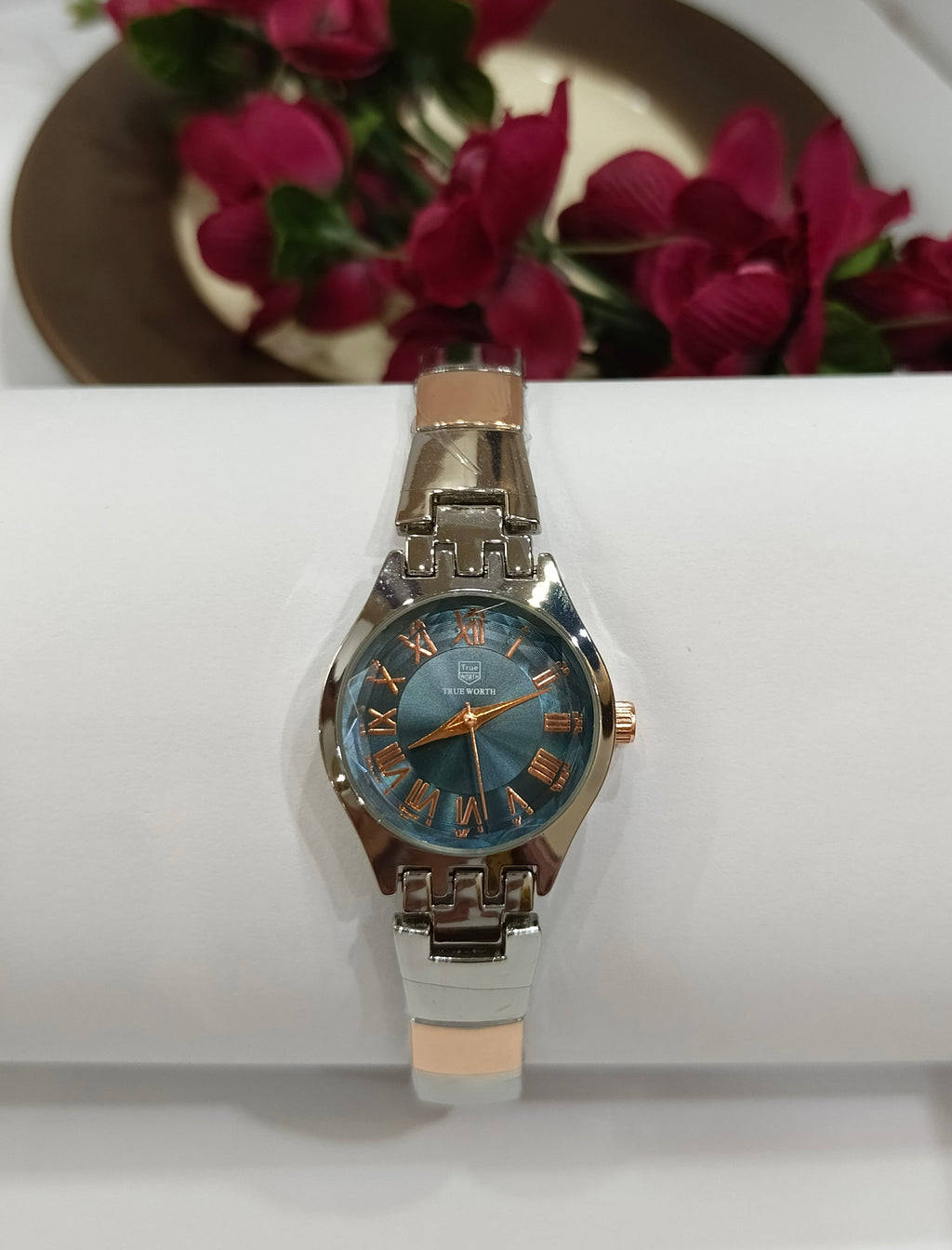 True Worth Classic Watch