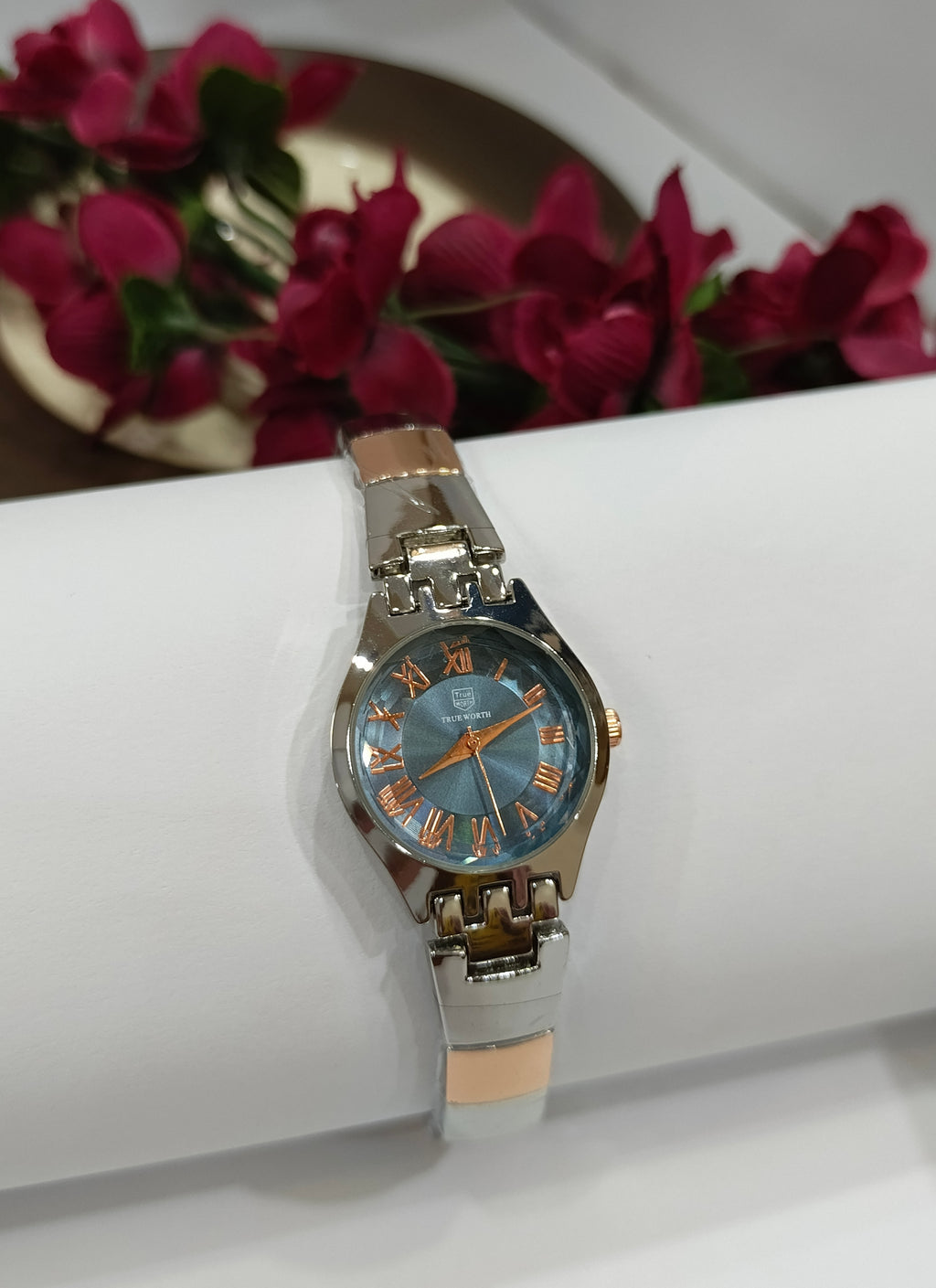 True Worth Classic Watch