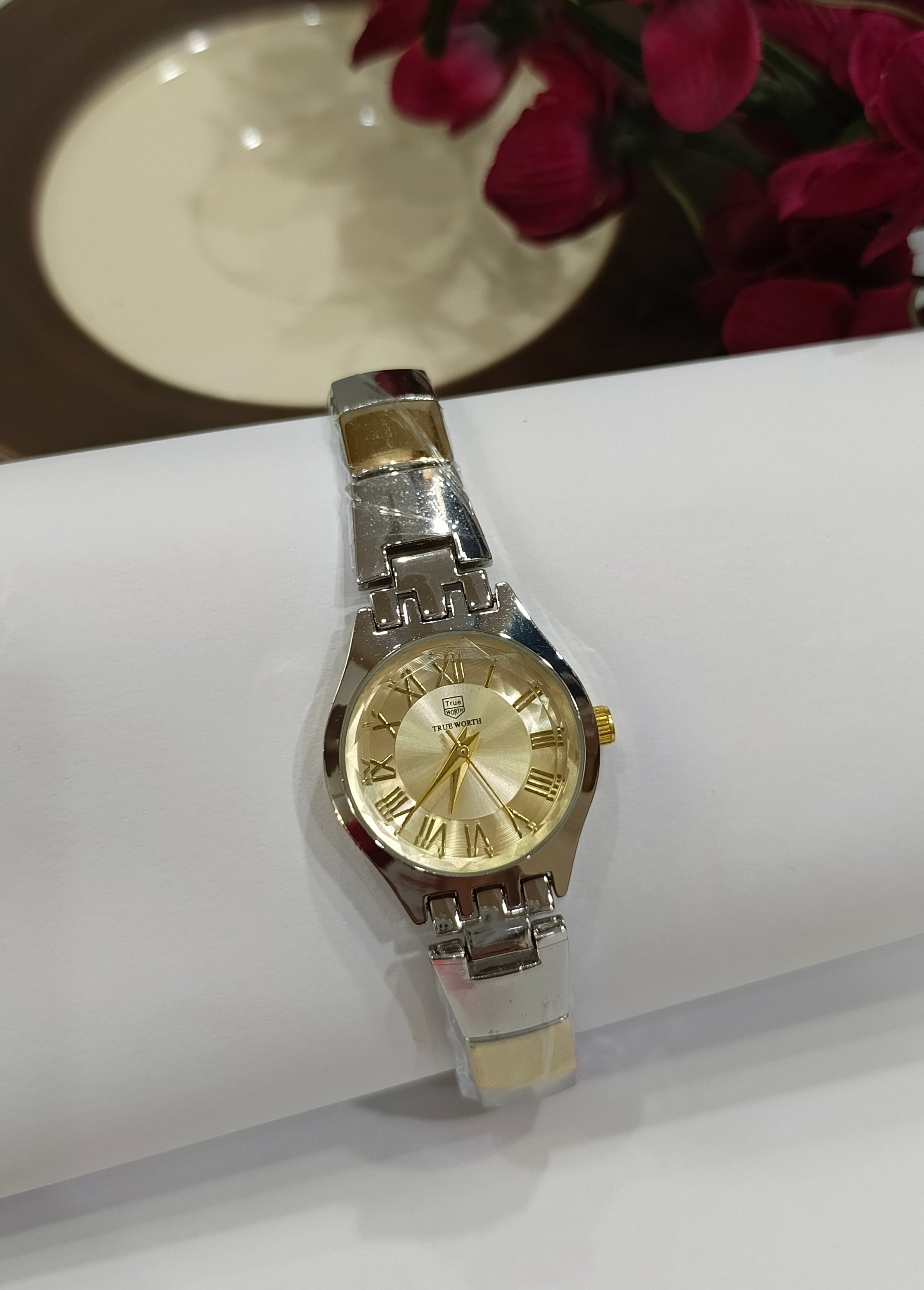 True Worth Classic Watch