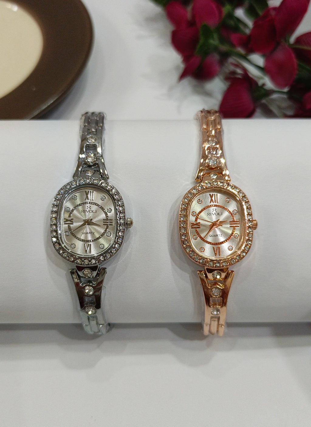 Rivoli Minimal Oval Watch